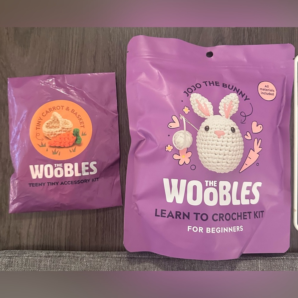 NEW - Woobles JoJo the Bunny and Carrot/Basket Accessory bundle